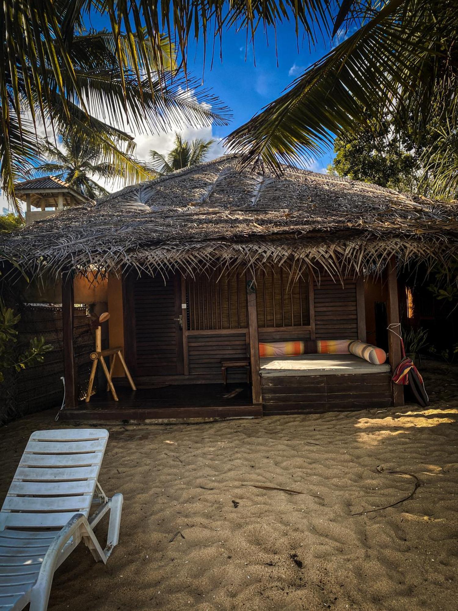 Mangrove Beach Cabana 탕갈레 외부 사진