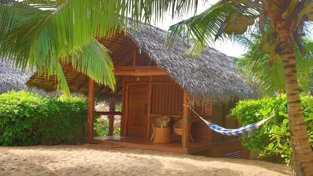 Mangrove Beach Cabana 탕갈레 외부 사진